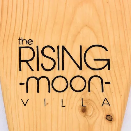 Rising Moon Sea View Near The ヴィラ