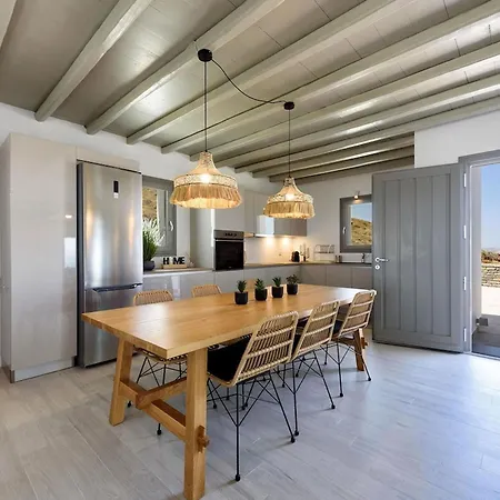 Rising Moon Sea View Near The