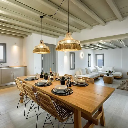 ヴィラ Rising Moon Sea View Near The Molos (Paros)