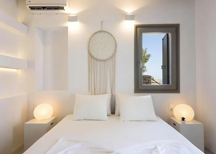 Rising Moon Sea View Near The Molos (Paros)