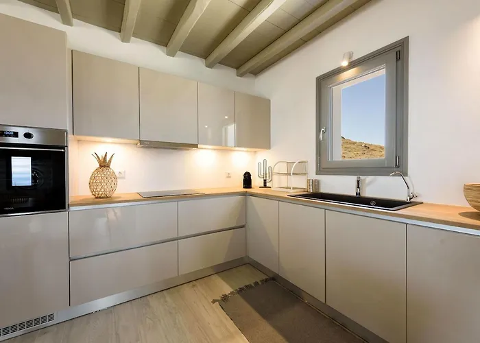 Villa Rising Moon Sea View Near The *