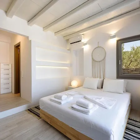 Villa Rising Moon Sea View Villa Near The Beach