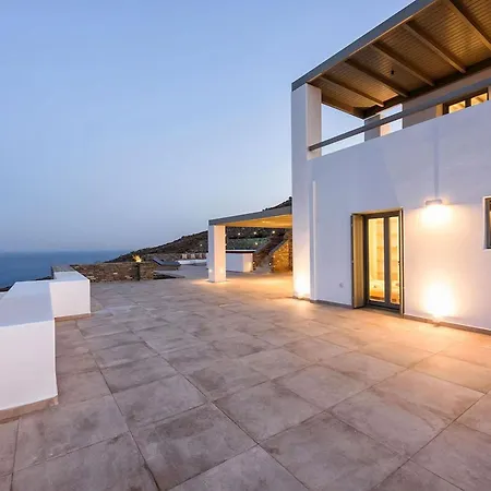 Villa Rising Moon With Sea View & Mini Pool Near Naousa Molos (Paros)