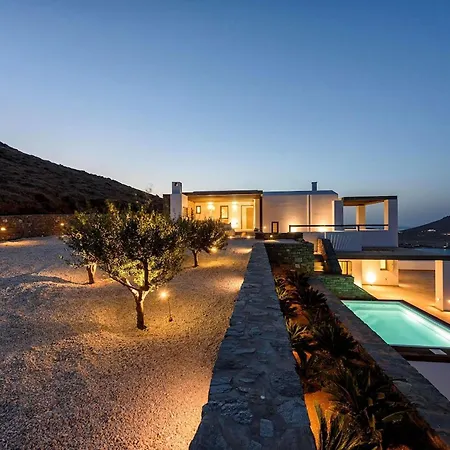 Rising Moon With Sea View & Mini Pool Near Naousa Villa *