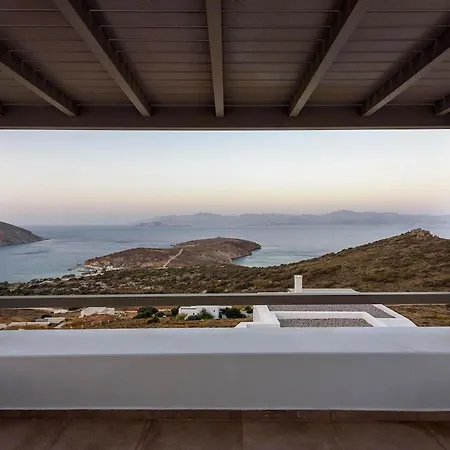 Villa Rising Moon Sea View Villa Near The Beach Molos (Paros)