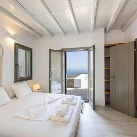 Rising Moon Sea View Near The 빌라