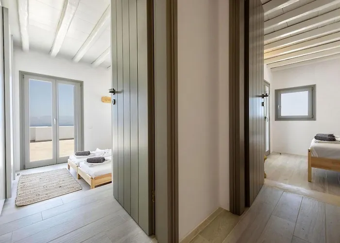 Rising Moon Sea View Near The