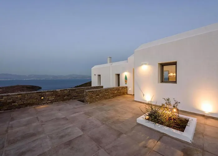 Rising Moon Sea View Near The