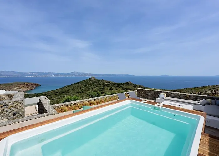 Rising Moon Sea View Near The